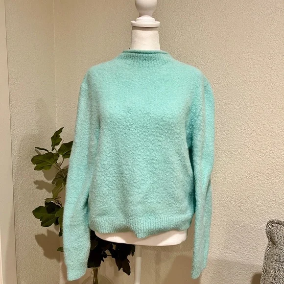 Universal Thread Light Blue Women's Sweater - Picture 1 of 4